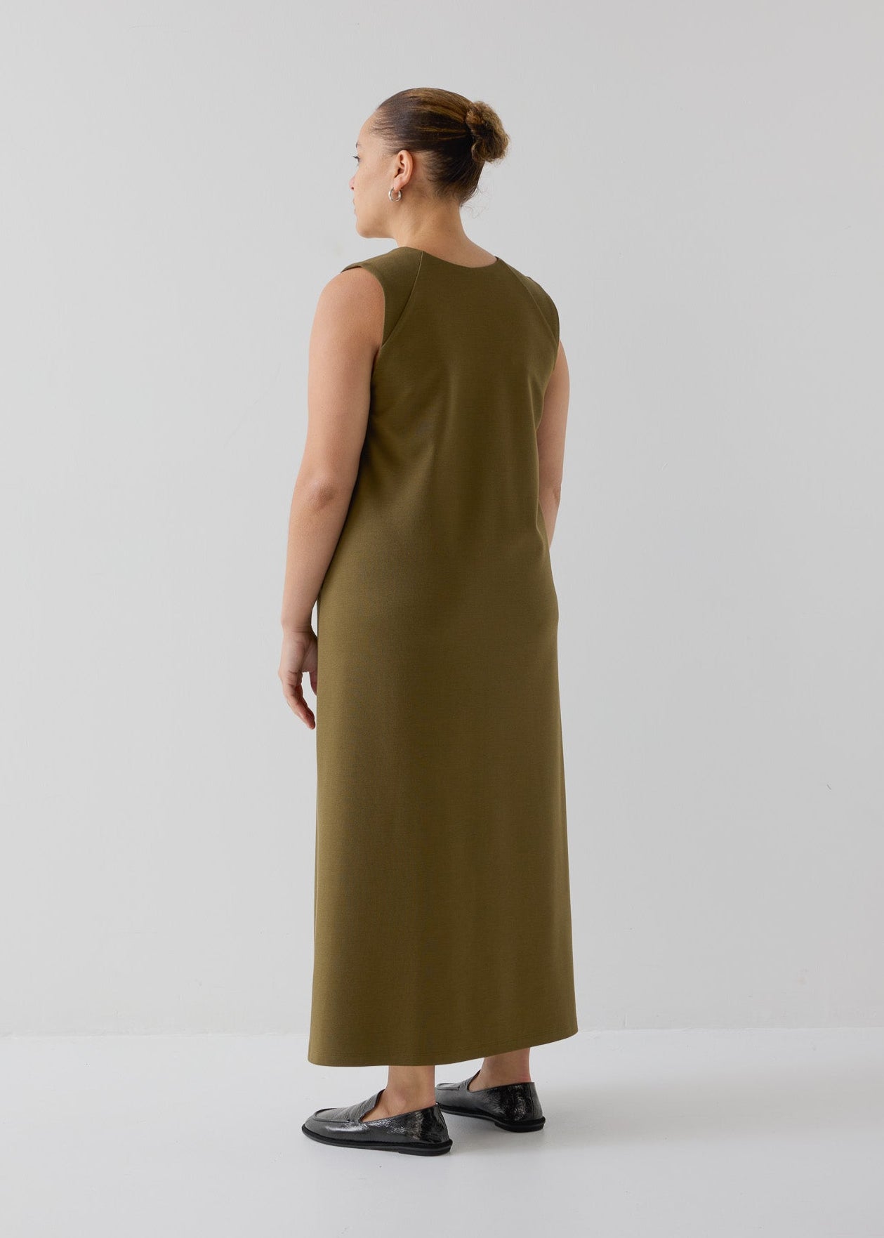 The Sleeveless Dress